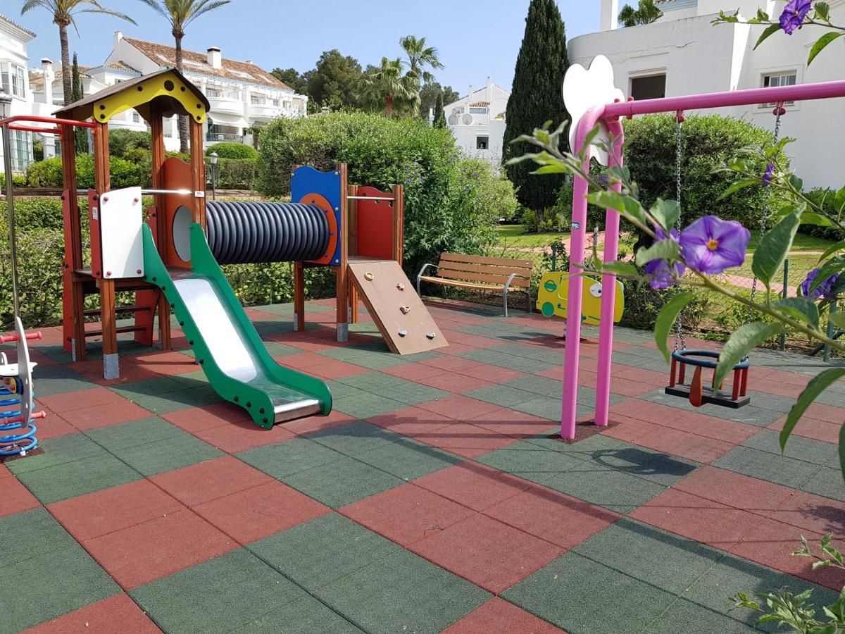 Marbella Holiday & Golf Garden Apartment Bagian luar foto